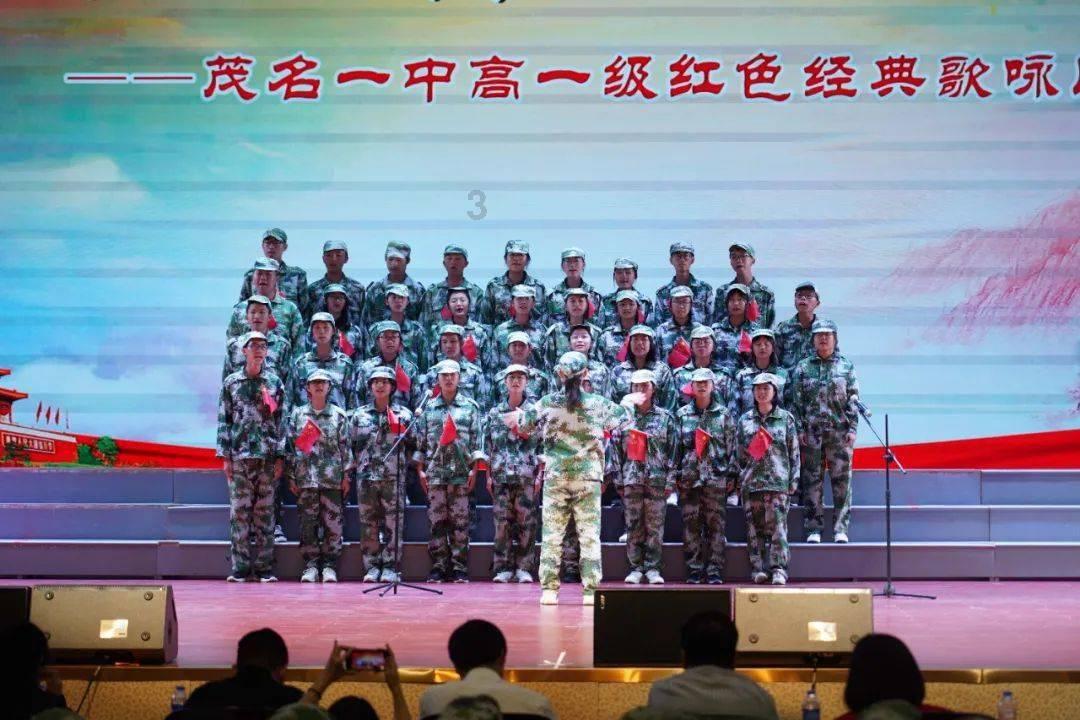 女朋友调皮捣蛋是怎样一种体验？游戏画面