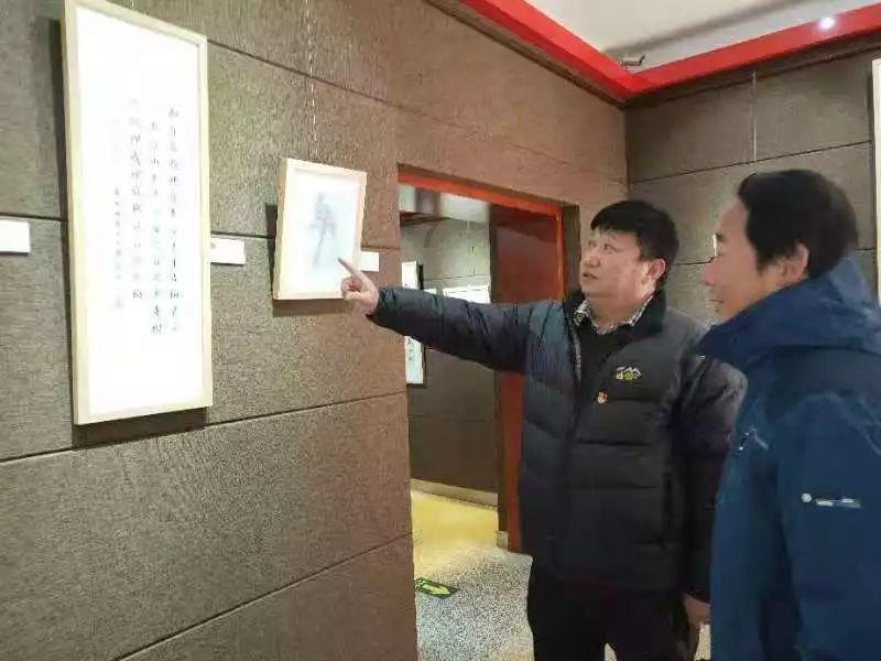 疯狂球球极限求生
